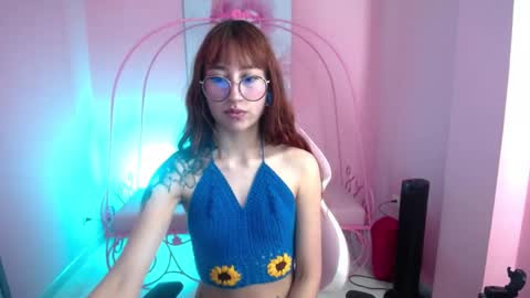 Snapshot of gaby_angel25 chatting on September 15, 1:30 pm ..          .. online show from September 15, 1:30 pm