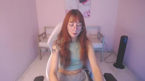 Snapshot of gaby_angel25 chatting on October 3, 8:36 pm ..          .. online show from October 3, 8:36 pm