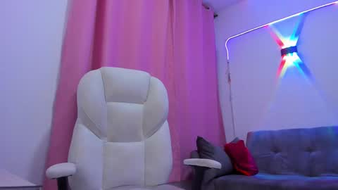 gaby online show from October 6, 2:23 pm