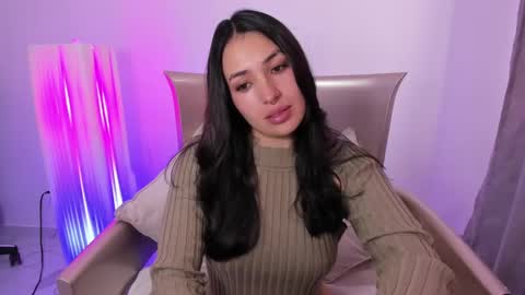 Gabriela online show from December 3, 5:45 pm