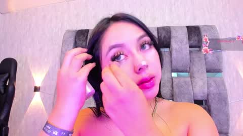 Snapshot of gabydesire chatting on February 1, 2:47 am GABY DESIRE online show from February 1, 2:47 am