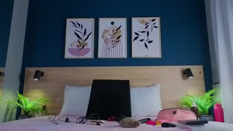 Snapshot of gabypetit chatting on September 30, 8:13 pm Gaby online show from September 30, 8:13 pm