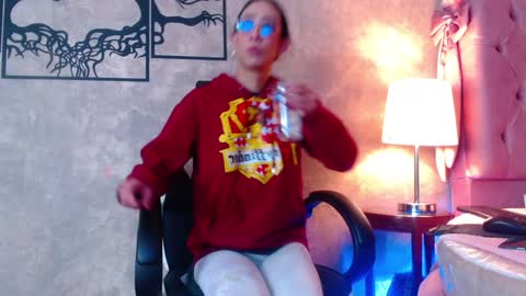 Gaby online show from December 7, 12:35 pm