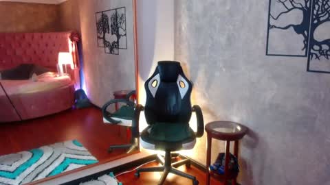 Gaby online show from December 13, 7:53 pm