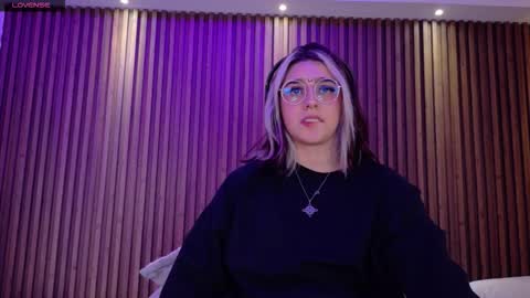 gabyrose9 online show from March 18, 9:31 pm