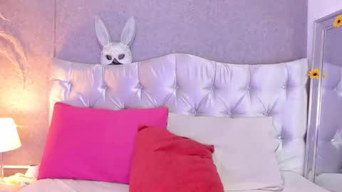 GABYTAYLOR online show from October 20, 1:58 pm