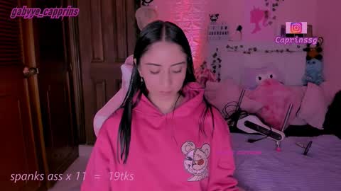 gabyye capprins online show from February 2, 12:31 am