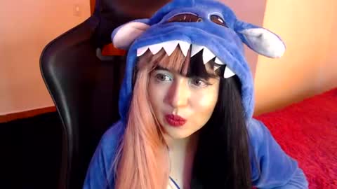 Kate 3 online show from June 14, 6:52 pm