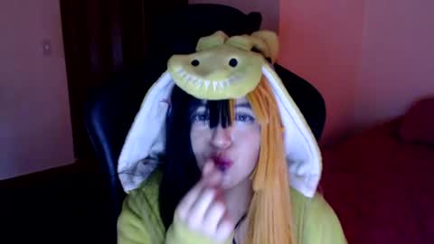Kate 3 online show from June 19, 10:57 pm