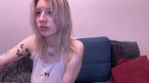 Snapshot of gamachu_ulfinaa chatting on October 25, 7:32 pm GaamachuuUlfinaa online show from October 25, 7:32 pm