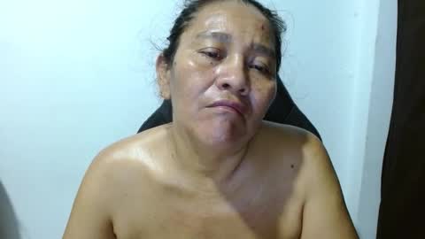 Snapshot of gatika_sexy chatting on October 6, 6:19 am katia online show from October 6, 6:19 am