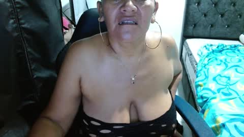 Snapshot of gatika_sexy chatting on September 25, 7:18 am katia online show from September 25, 7:18 am