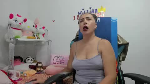 Snapshot of gatitasexy_hot_wet4u chatting on February 15, 10:43 pm Mfe online show from February 15, 10:43 pm