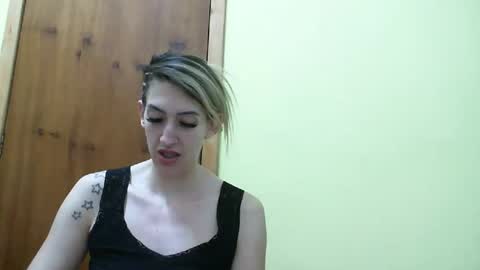 Monique online show from January 5, 11:01 pm