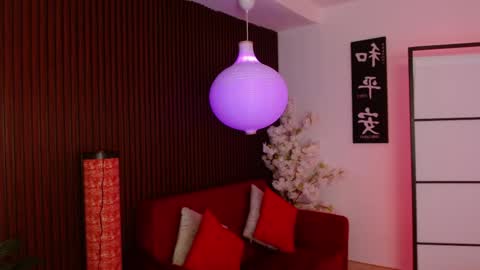 gemi_white online show from September 18, 8:29 pm