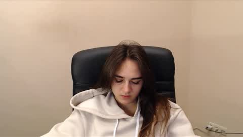 Gemma online show from December 18, 6:32 am