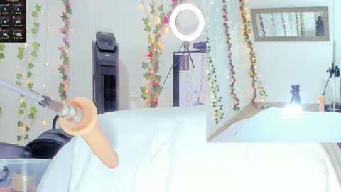 Genesis online show from October 22, 9:58 am