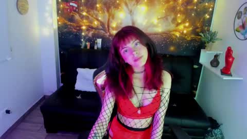 genesis_rea_ online show from December 30, 1:25 pm