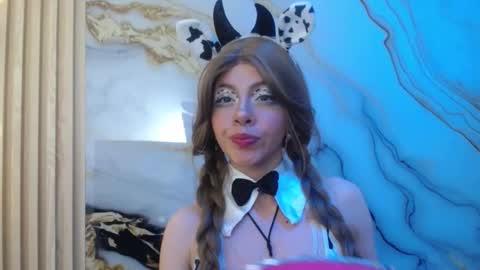 genesisrea__ online show from October 8, 11:31 pm