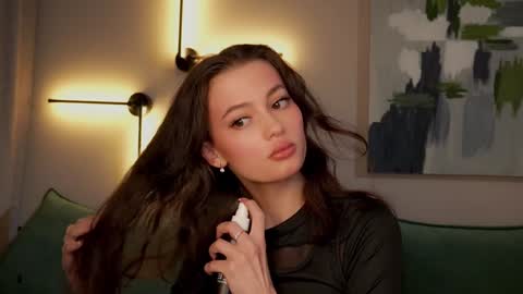 Snapshot of georgiamorandi chatting on December 13, 11:23 am georgiamorandi online show from December 13, 11:23 am