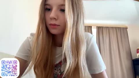 Chloe online show from September 13, 10:56 am