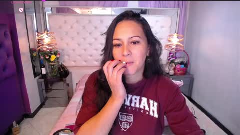 Georgina online show from December 5, 8:44 pm