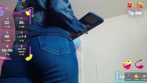 Snapshot of georginabianco chatting on September 29, 12:10 pm Georgi online show from September 29, 12:10 pm