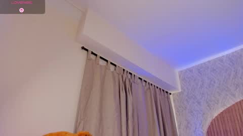 Kendal  online show from September 30, 8:35 pm