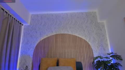 Kendal  online show from September 22, 1:20 pm