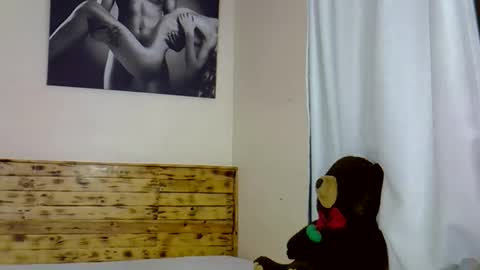 sassy online show from March 2, 7:37 am