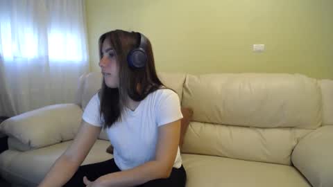 Snapshot of ggemas chatting on February 15, 9:38 am ggemas online show from February 15, 9:38 am