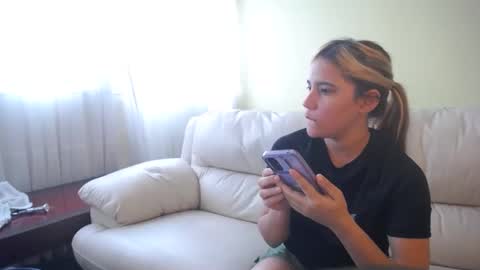 Snapshot of ggemas chatting on January 10, 1:09 pm ggemas online show from January 10, 1:09 pm