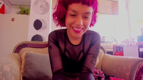 Snapshot of gh___ chatting on December 8, 6:28 pm Grisel 3 online show from December 8, 6:28 pm