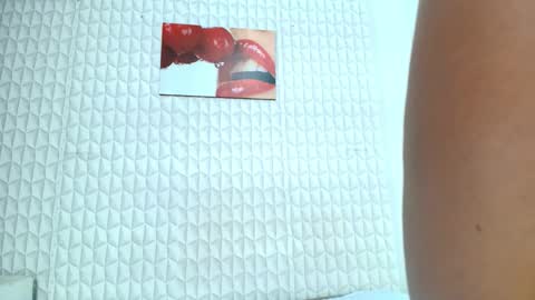 ghanimabrooks online show from October 10, 12:32 pm