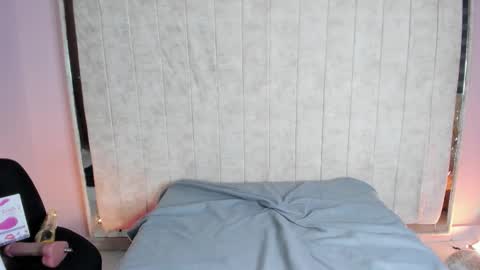 Danna Astrom online show from November 3, 4:27 am