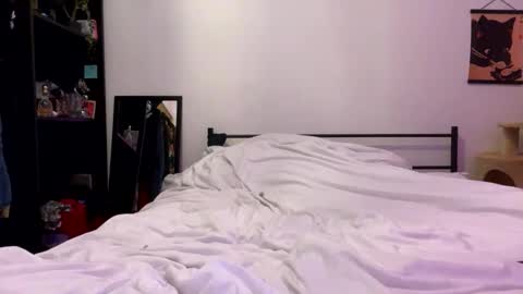 ghostpetal online show from October 18, 2:58 am