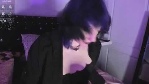 Allison  online show from February 6, 8:23 pm