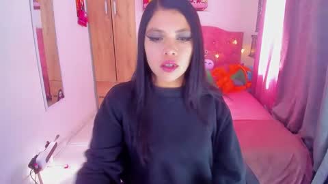 Snapshot of gia_contii chatting on January 2, 2:02 pm giaaaa online show from January 2, 2:02 pm