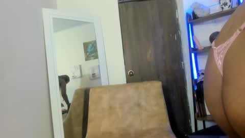 Snapshot of gia_fantasy_ chatting on September 18, 7:01 pm GIA online show from September 18, 7:01 pm