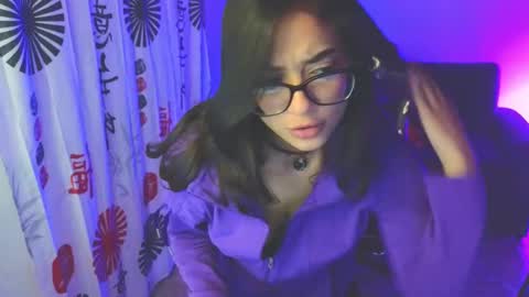 gia_flame_ online show from September 19, 3:27 am