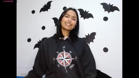 Gia Lee online show from October 28, 3:01 am