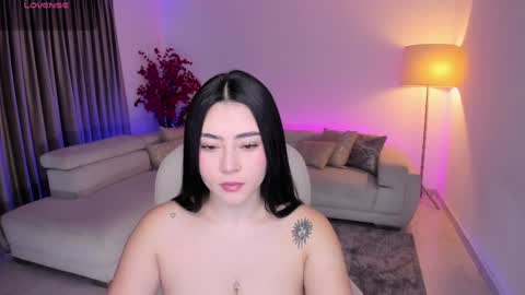 Snapshot of gia_lowry chatting on December 15, 11:12 am Gia lowry online show from December 15, 11:12 am