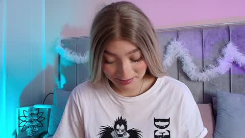 Gia online show from December 13, 11:45 am