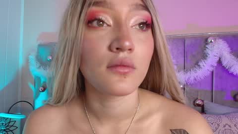 Gia online show from December 21, 11:55 am