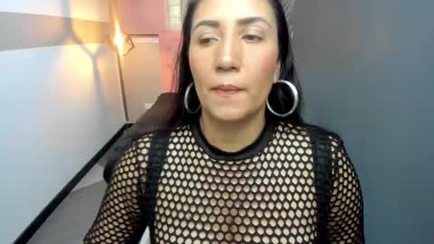 Snapshot of giafox_ chatting on February 11, 1:30 pm G I A FOX online show from February 11, 1:30 pm