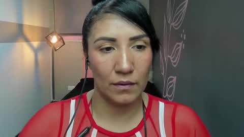 Snapshot of giafox_ chatting on February 15, 12:22 pm G I A FOX online show from February 15, 12:22 pm