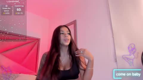 Gia  online show from November 30, 6:45 pm