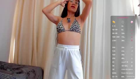 Giana online show from March 20, 6:35 pm