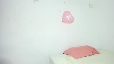 Gianna online show from February 17, 7:01 pm