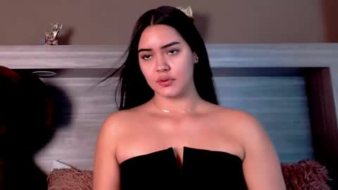 Snapshot of gigi_wilden chatting on February 15, 11:06 am gigi wilden online show from February 15, 11:06 am